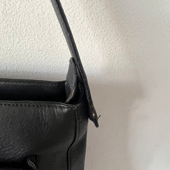 SALVATORE FERRAGAMO VINTAGE SHOULDER LEATHER BAG - Picture 4 of 11